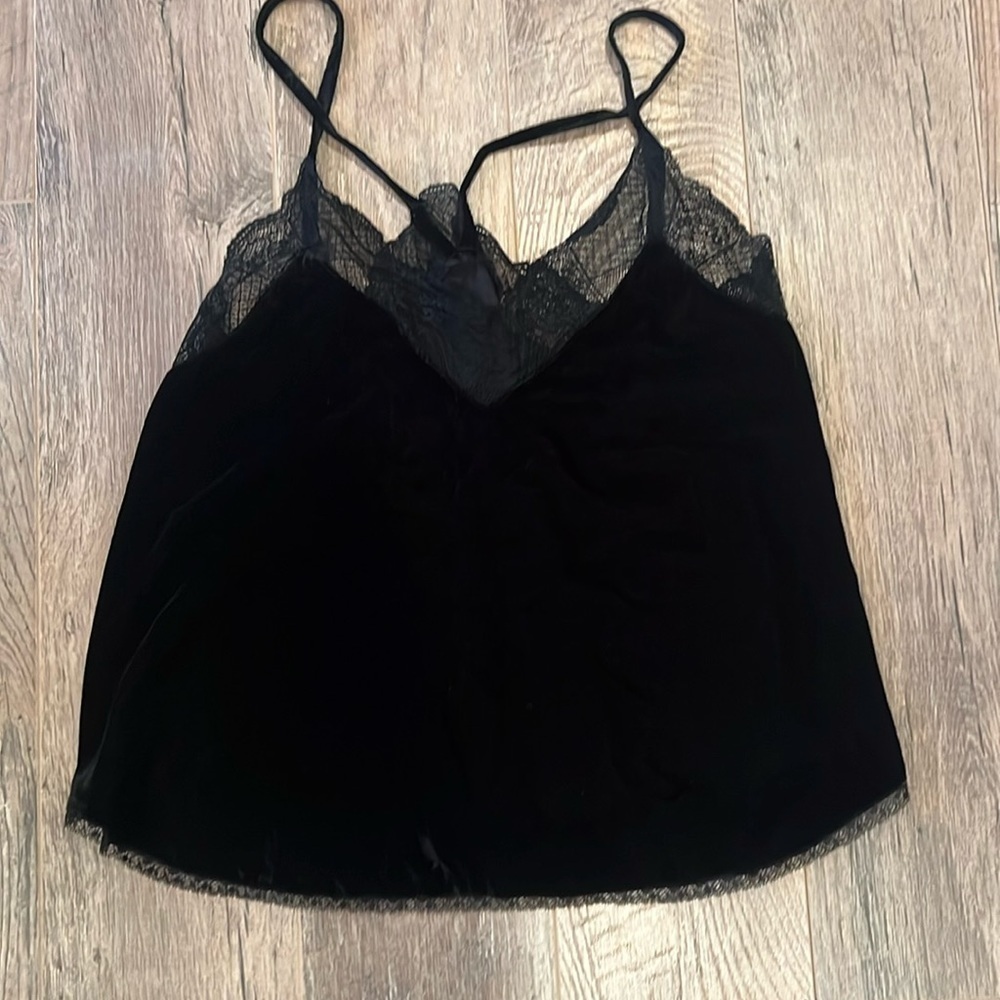 Storia Woman’s Laced Black Tank Top Size Medium